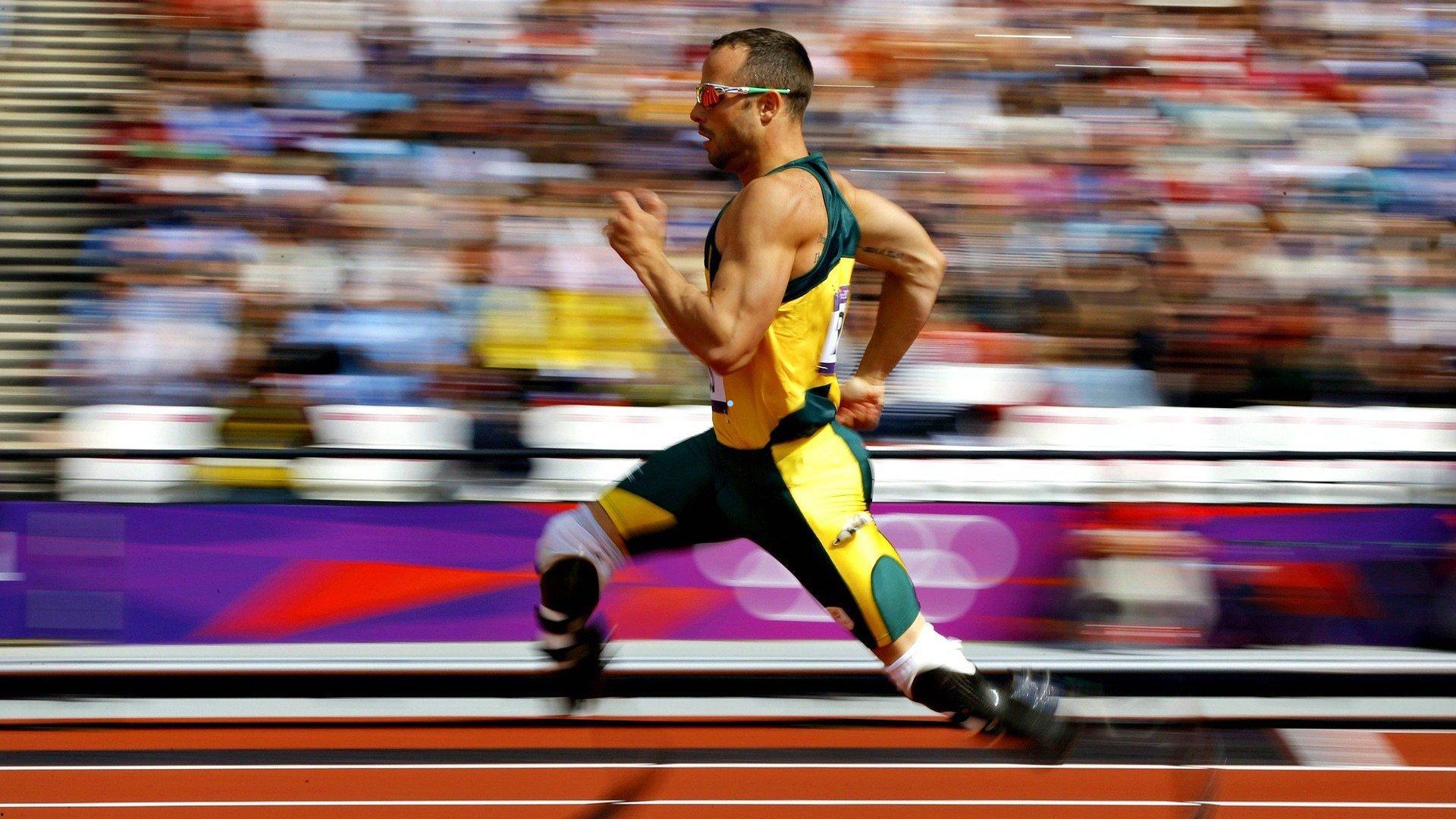 杰林威轰11分10板却遇伤病打击，赛后坦言，唯有失去才懂深爱