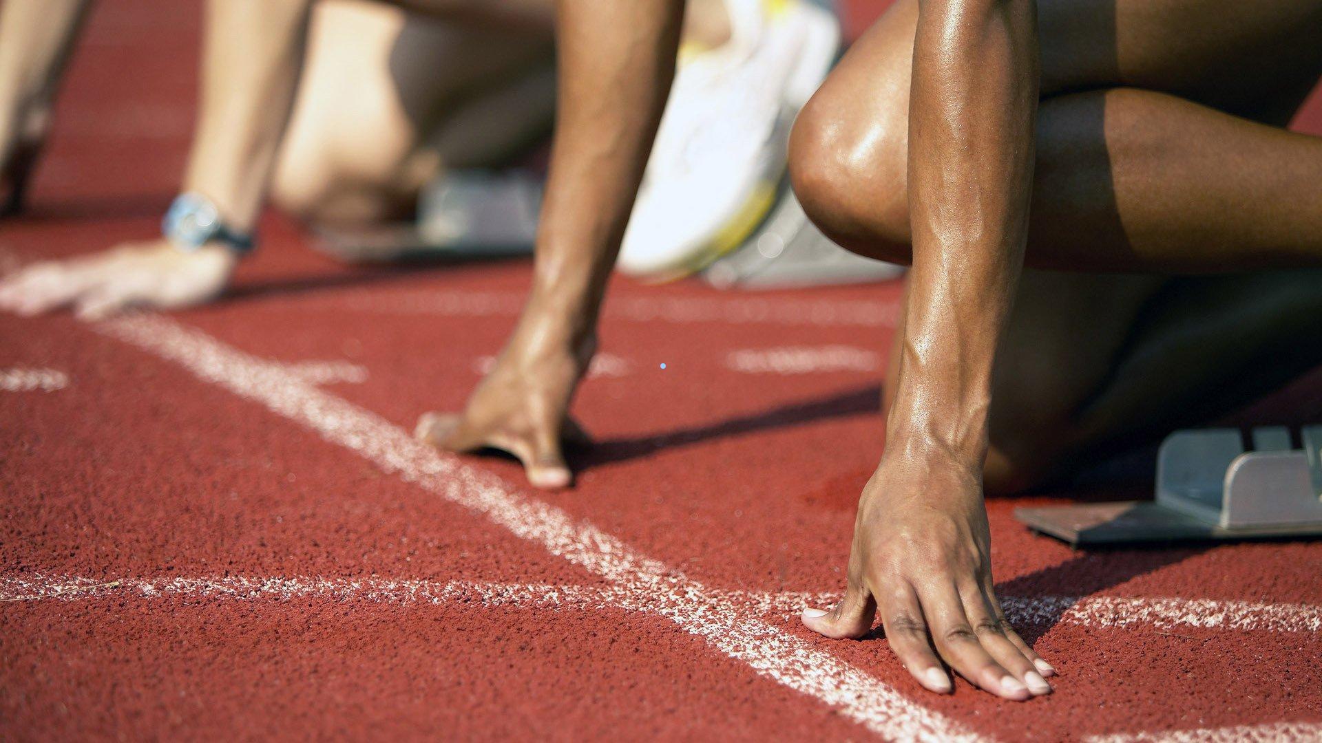 基德赛后坦诚战术疏漏，浓眉倒地时马卡上篮得分，独行侠将汲取教训